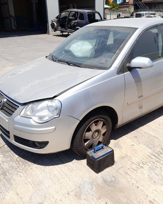 WOLSWAGEN POLO 1.4 tdi 07 RICAMBI