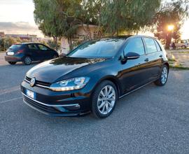 VOLKSWAGEN Golf 7ª serie - 2019