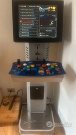 Videogioco cabinato metallo anni 90 con gettoniera