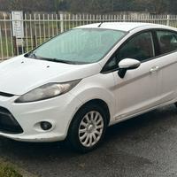 Ford fiesta 1.2 benzina -2011