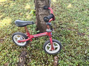 bici Chicco Red Bull senza pedali
