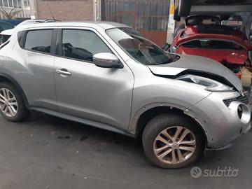 nissan juke per pezzi di ricambio