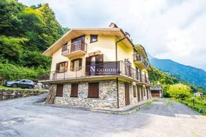 Attico / Mansarda di 84 m² con 3 locali e box auto