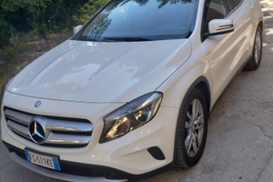 Mercedes Gla 220 4- Matic 177 cv