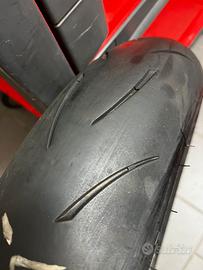 Gomma anteriore moto Metzeler 120/70 ZR17