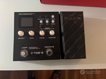 pedale multieffetto per chitarra