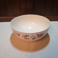 Set dressing Wedgwood Queen's Ware 