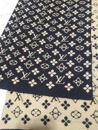 Sciarpa/stola/foulard L V uomo/donna
