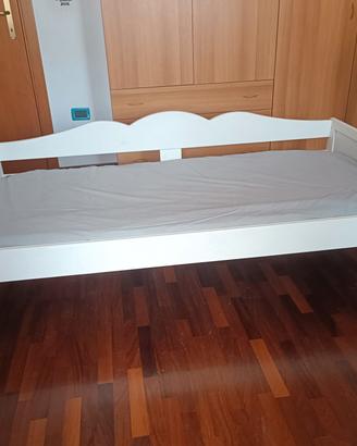 lettino (simil) montessoriano 
