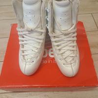 Stivaletti pattini a rotelle 