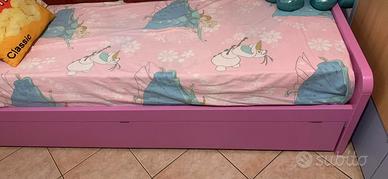 Letto singolo in legno lilla con letto estraibile