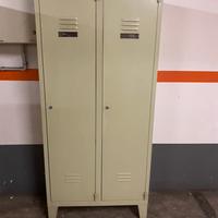 Armadio vintage ferro