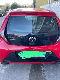 Toyota Aygo connect 1.0 VVT-i 72 cv 5 porte