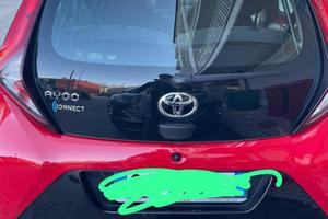 Toyota Aygo connect 1.0 VVT-i 72 cv 5 porte