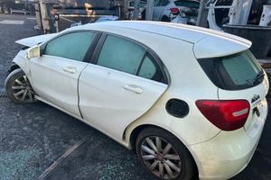 RICAMBI MERCEDES CLASSE A W176 2015 1500cc DIESEL