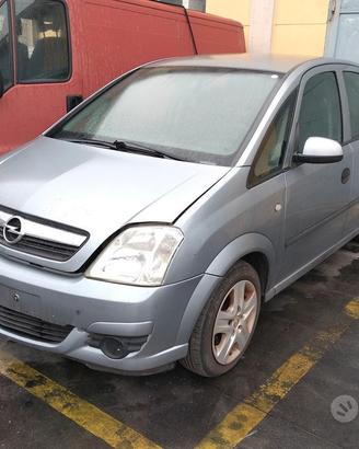 Opel Meriva 1.4 benzina 2009 demolito per ricambi
