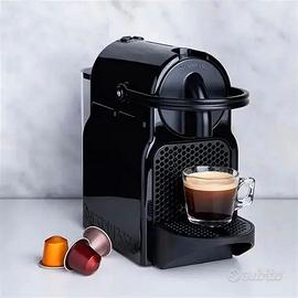 Nespresso inissia usata nera
