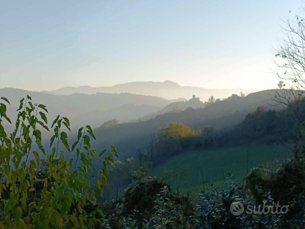 Rustico / Casale di 300 m² con box auto a Casina - Vista 4