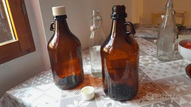 Coppia bottiglie farmacista