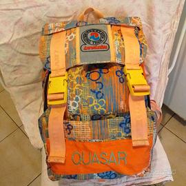Zaino Invicta Quasar anni 90 multitasce estendibil