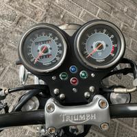 Triumph Bonneville T100 2007