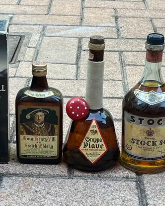 Lotto di 13 di Whisky, Grappe, Liquori e Rum
