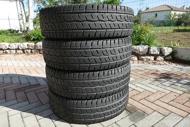 gomme invernali Sava 225\75\16C 121\120R al 80%