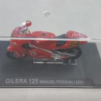 Modellino Gilera 125 Manuel Poggiali 2001