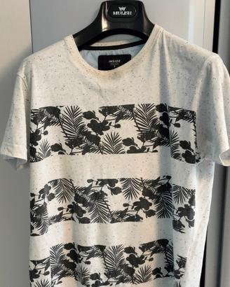 t-shirt inside bianca con stampa tropicale nera