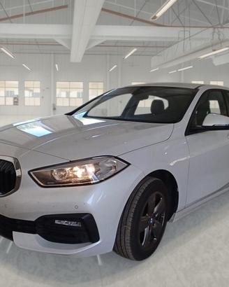 BMW 116 BUSINESS ADVANTAGE AUTO 5 PORTE BERLINA