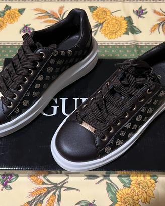 Scarpe sneakers Guess donna marrone scuro