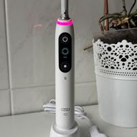 Spazzolino elettrico OralB IO Series 6