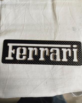 targhetta originale Ferrari in carbonio 