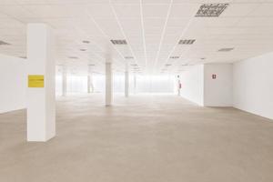 Immobile di 920 m² a Casale Monferrato