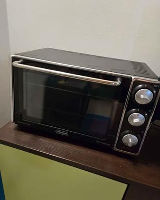 Forno a microonde con tostapane elettrico