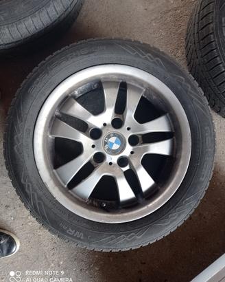 4 pneumatici con i cerchi bmw 318d