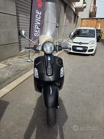 Vespa Gts 300