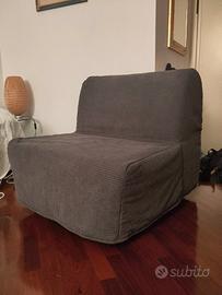 LYCKSELE LÖVÅS
Poltrona letto, grigio scuro