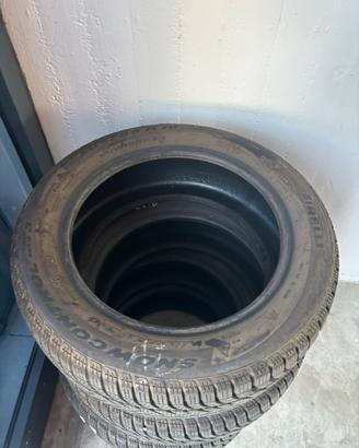 SET 4 PIRELLI 205/55 R16 COME NUOVE