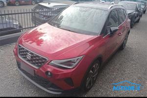 Seat Arona 1.0 TGI FR LED, Navi, Cerchi18, Retroca