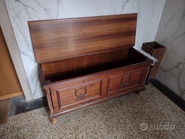 Panca con contenitore