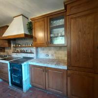 Cucina Lineare Legno Castagno