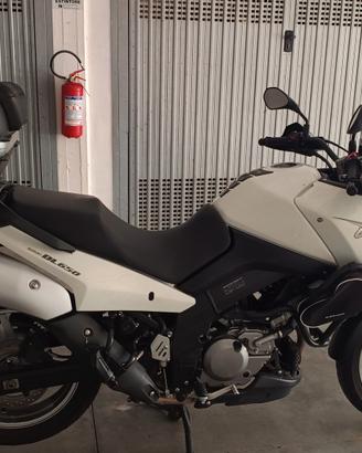 Suzuki v-strom 650 traveller ABS