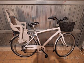 Bicicletta da passeggio più seggiolino