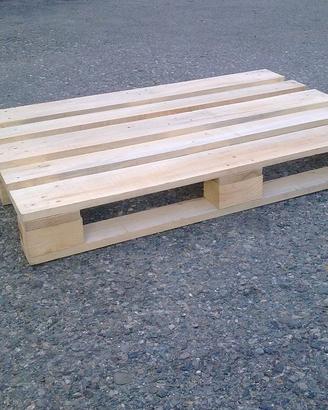 pallets , pedane e casse legno