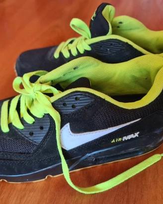 Scarpe Nike Air Max.