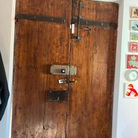 Portoncino in legno noce antico