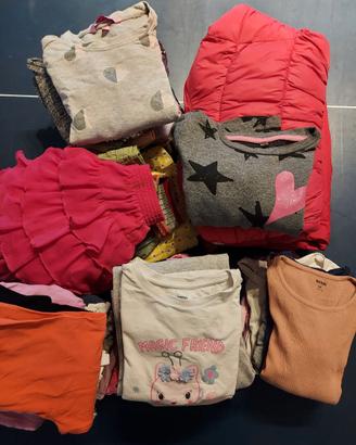 Grande lotto 68 pezzi 5/6 anni euro 35,00