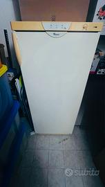Congelatore Verticale Whirlpool