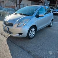 Toyota Yaris 1.0 5 porte Sol